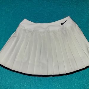 Nike victory skort